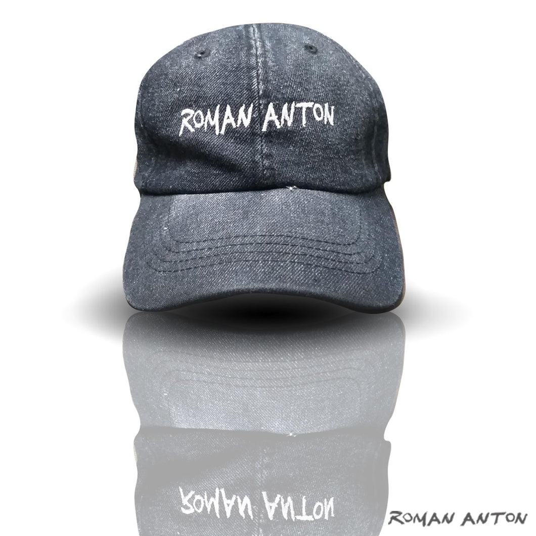 Cap Black “White Roman Anton”